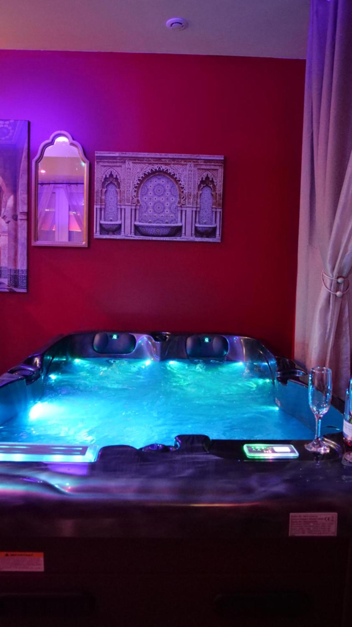 Spa Le Rubis D'Orient Calais Exterior foto